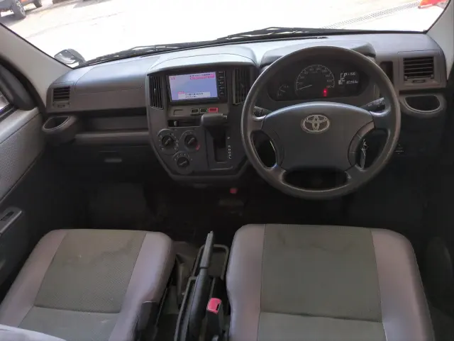 トヨタ タウンエースバン 5BF-S403M(2WD)の写真6