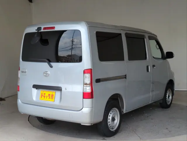 トヨタ タウンエースバン 5BF-S403M(2WD)の写真15