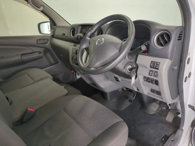 日産 キャラバン LDF-VW2E26(2WD)の写真17