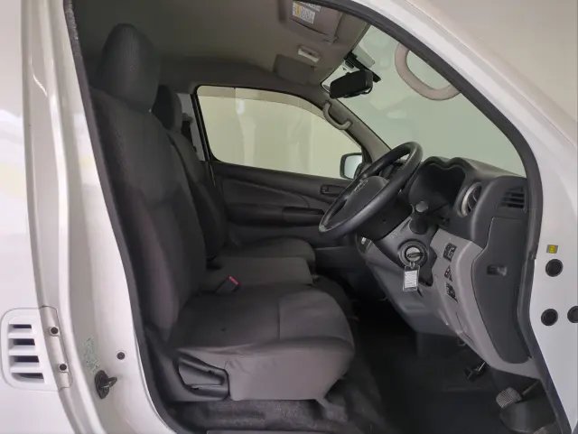 日産 キャラバン LDF-VW2E26(2WD)の写真18