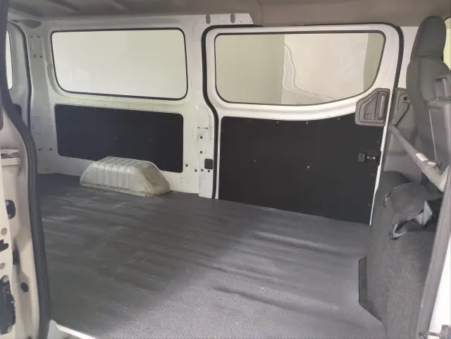 日産 キャラバン LDF-VW2E26(2WD)の写真19