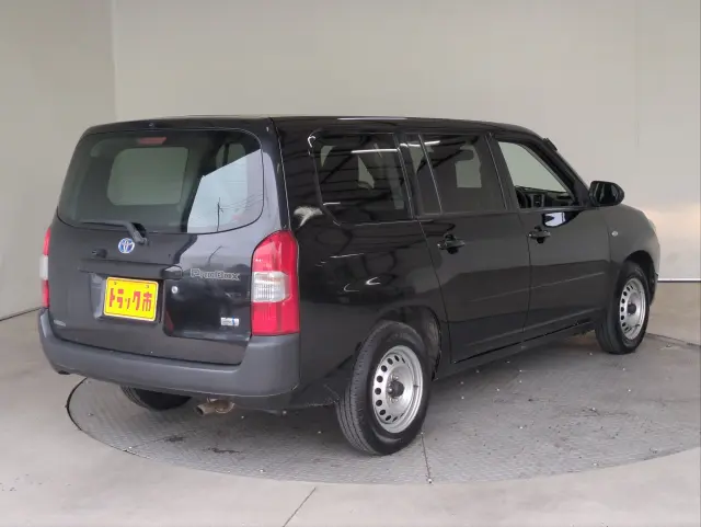 トヨタ プロボックスバン 6AE-NHP160V(2WD)の写真15