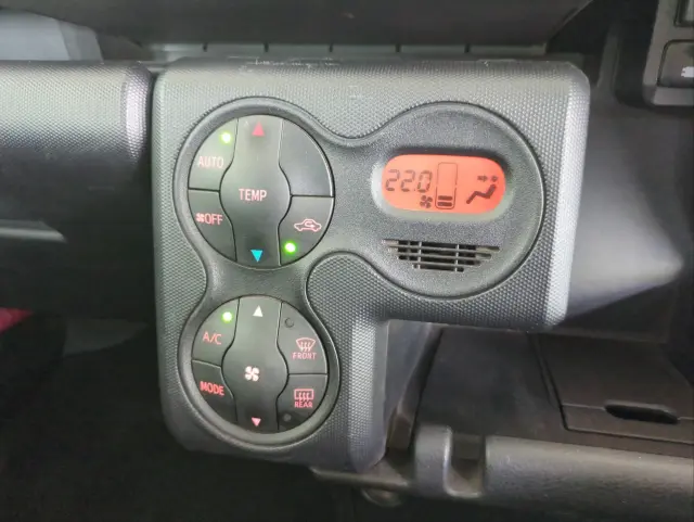 トヨタ プロボックスバン 6AE-NHP160V(2WD)の写真22