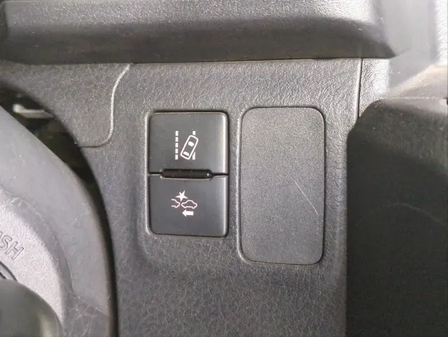 トヨタ プロボックスバン 6AE-NHP160V(2WD)の写真26
