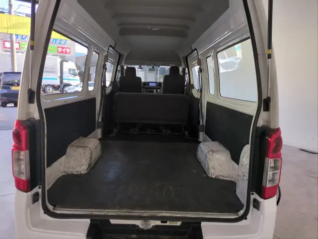 日産 キャラバン ＣＢＦ-ＣＳ4Ｅ26(2WD)の写真5