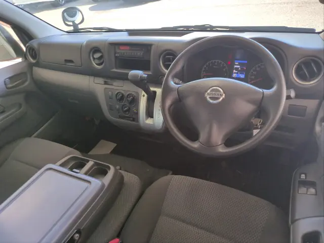 日産 キャラバン CBF-VR2E26(2WD)の写真6