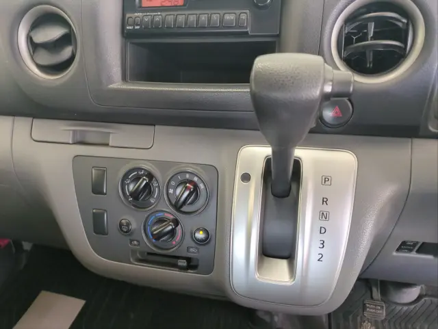 日産 キャラバン CBF-VR2E26(2WD)の写真20