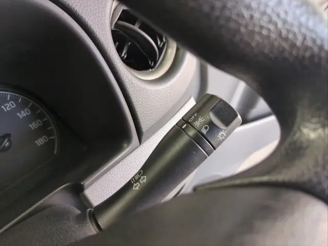 日産 キャラバン CBF-VR2E26(2WD)の写真21