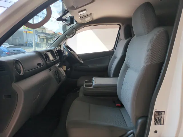 日産 キャラバン ＣＢＦ-ＶＲ2Ｅ26(2WD)の写真3