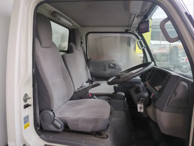 いすゞ エルフ TKG-NHS85AN(4WD)の写真16