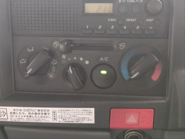 いすゞ エルフ TKG-NHS85AN(4WD)の写真19