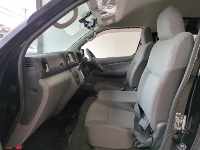 日産 キャラバン CBF-CS4E26(2WD)の写真3