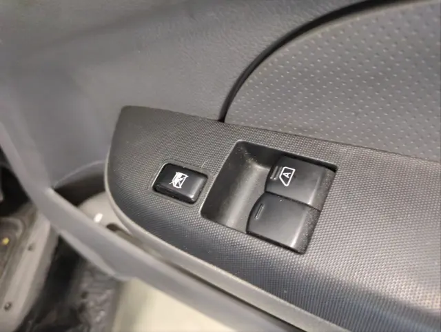 日産 キャラバン CBF-CS4E26(2WD)の写真28