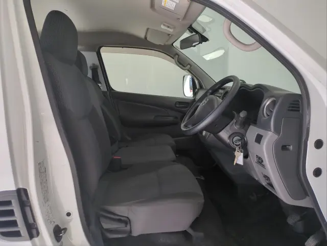 日産 キャラバン ＬＤＦ-ＶＷ6Ｅ26(4WD)の写真17