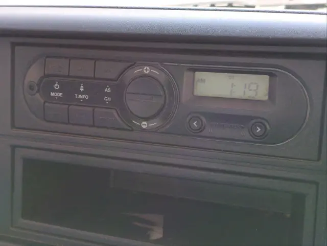 三菱 キャンター TPG-FBA00(2WD)の写真6