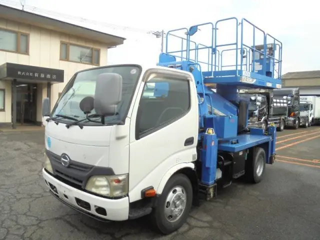 日野 デュトロ TKG-XZU640Fの写真1