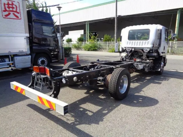 いすゞ フォワード LPG-FTR90T2改(2WD)の写真3