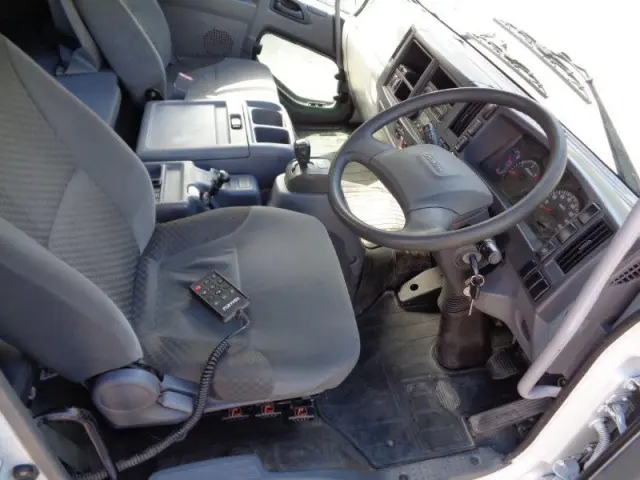 いすゞ フォワード LPG-FTR90T2改(2WD)の写真12