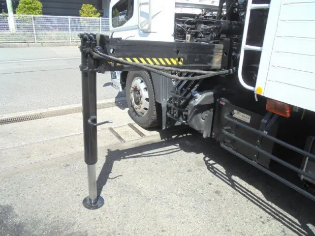 三菱 スーパーグレート QKG-FY50VY(6x4)の写真9