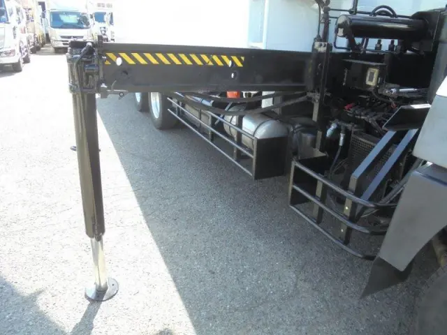 三菱 スーパーグレート QKG-FY50VY(6x4)の写真11