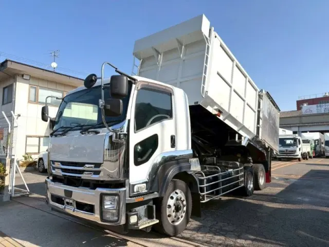 いすゞ フォワード 2KG-FVZ60U2(6x4)の写真5