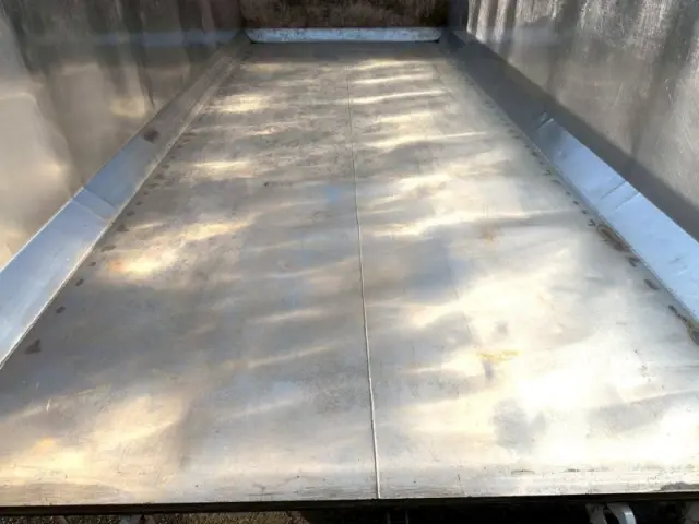 いすゞ フォワード 2KG-FVZ60U2(6x4)の写真10