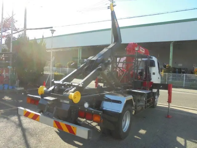 三菱 ファイター LKG-FK62FZ(2WD)の写真7