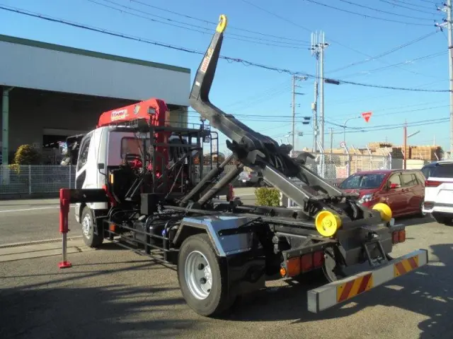 三菱 ファイター LKG-FK62FZ(2WD)の写真8