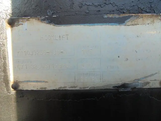 三菱 ファイター LKG-FK62FZ(2WD)の写真11