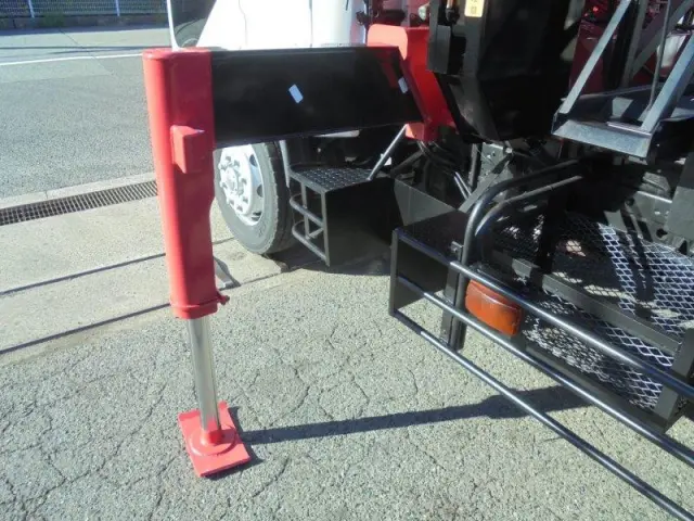 三菱 ファイター LKG-FK62FZ(2WD)の写真13