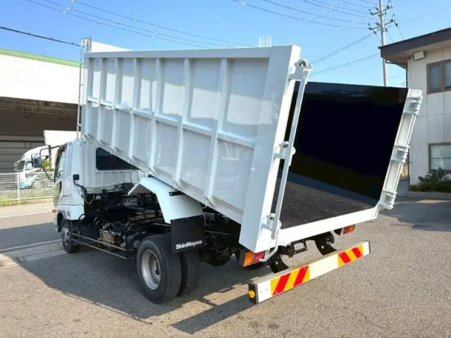 三菱 ファイター 2KG-FK61Fの写真8
