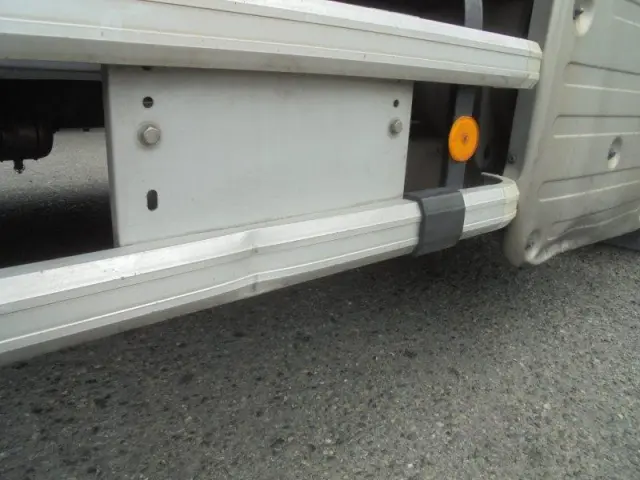 いすゞ ギガ 2PG-CYJ77C(8x4)の写真17