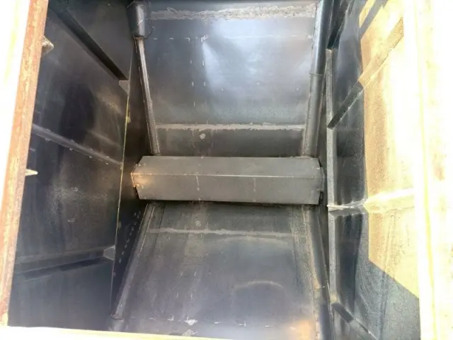 三菱 ファイター 2DG-FQ62F(6x4)の写真18