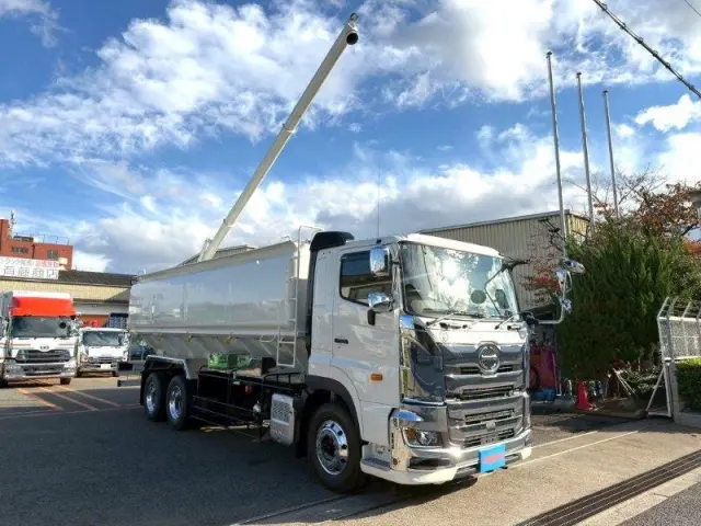 日野 プロフィア 2DG-FS1AJE(6x4)の写真6