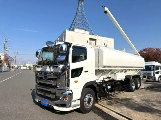 日野 プロフィア 2DG-FS1AHE(6x4)の写真1