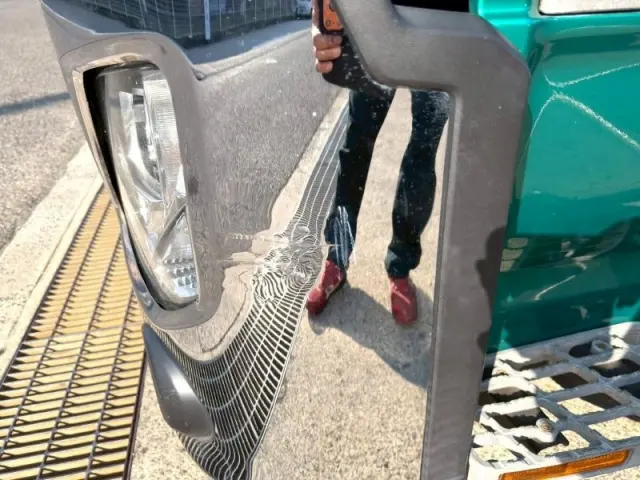 ＵＤ クオン 2PG-CG5CE(8x4)の写真15