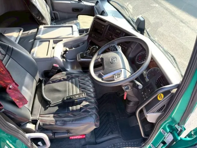 ＵＤ クオン 2PG-CG5CE(8x4)の写真23