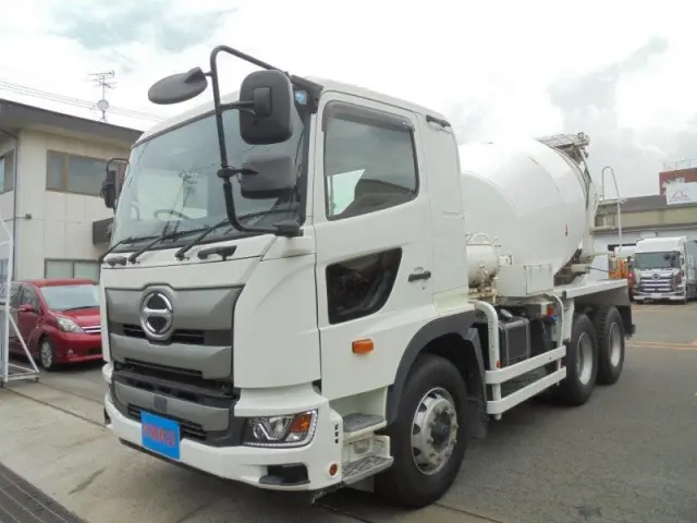 日野 プロフィア 2DG-FS1AGA(6x4)の写真1