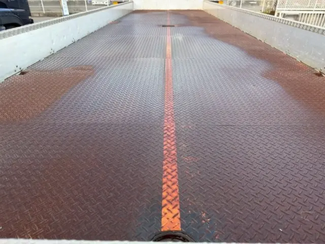 日野 プロフィア 2DG-FR1AHG(6x2)の写真9