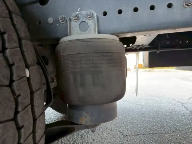 日野 プロフィア 2DG-FR1AHG(6x2)の写真13