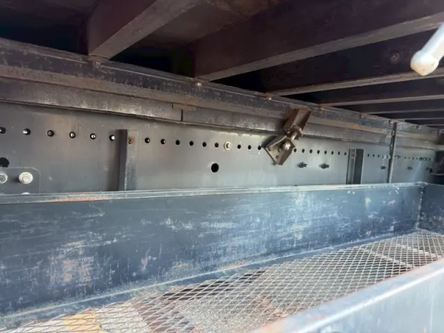 日野 プロフィア 2DG-FR1AHG(6x2)の写真15