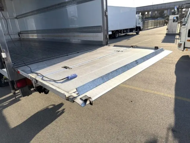 いすゞ フォワード 2PG-FSR90T2の写真5