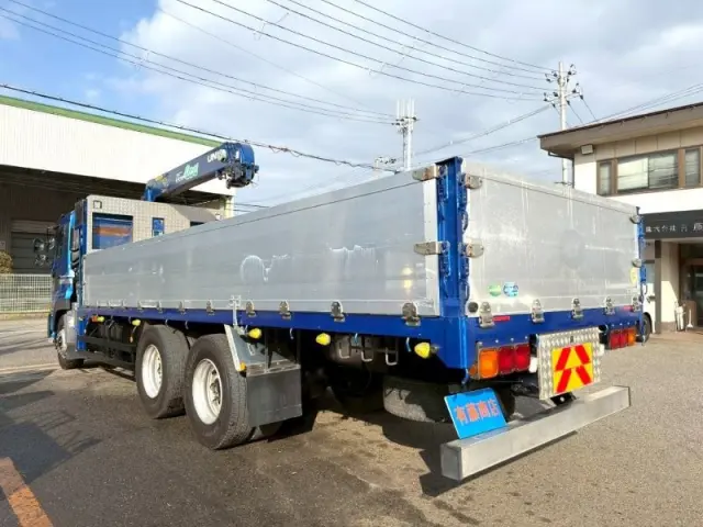 ＵＤ クオン QPG-CW5YL(6x4)の写真4