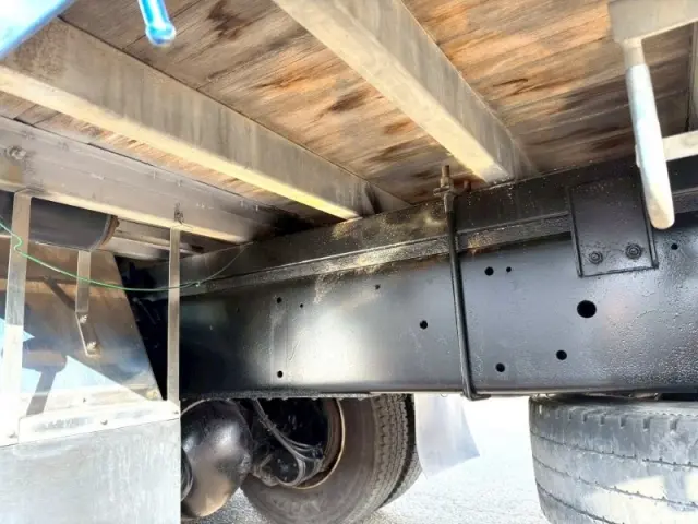 ＵＤ クオン QPG-CW5YL(6x4)の写真15