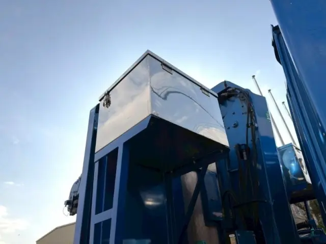 ＵＤ クオン QPG-CW5YL(6x4)の写真19