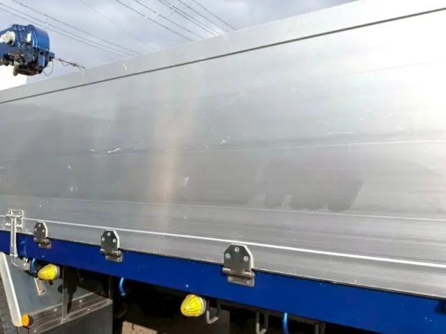 ＵＤ クオン QPG-CW5YL(6x4)の写真22