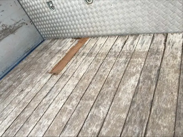 ＵＤ クオン QPG-CW5YL(6x4)の写真27