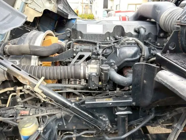 ＵＤ クオン QPG-CW5YL(6x4)の写真29