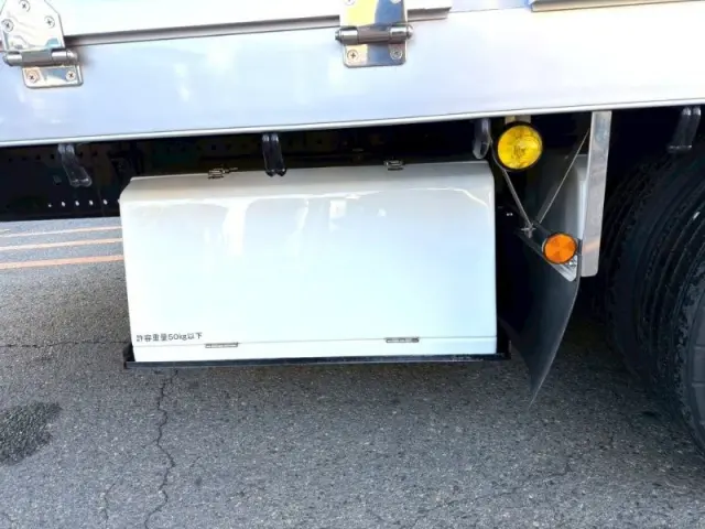 日野 プロフィア 2DG-FW1AHC(8x4)の写真17