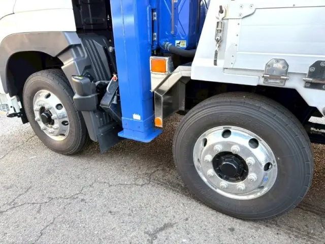 日野 プロフィア 2DG-FW1AHC(8x4)の写真19